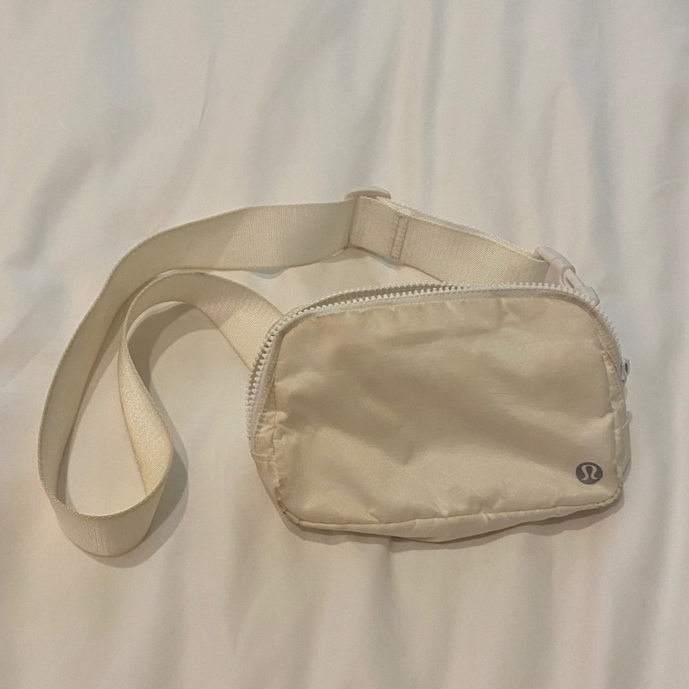 lululemon athletica Cream Crossbody Belt Bag